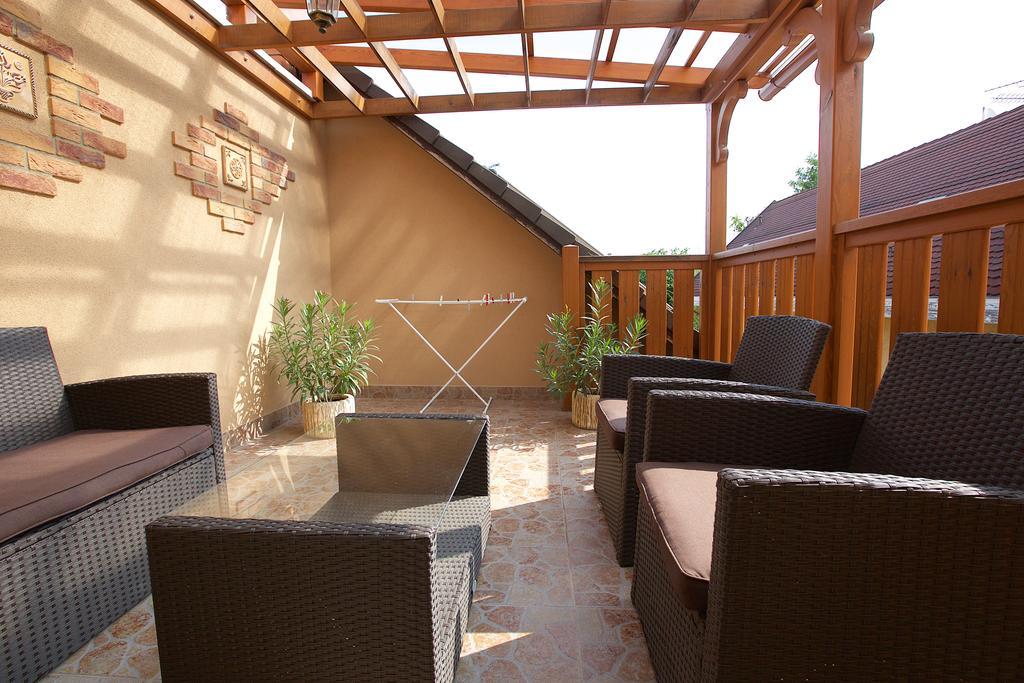 Apartment Fonix Apartmanhaz