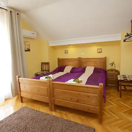 Fonix Apartmanhaz Hajduszoboszlo Exterior photo