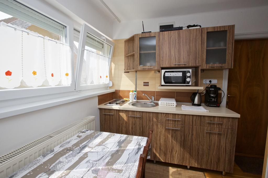 Appartement Fonix Apartmanhaz
